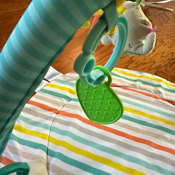 ❌SOLD❌ Baby Gym Play Mat - Picture 4 of 8